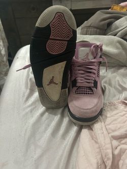 pink jordan 4 size 5.5