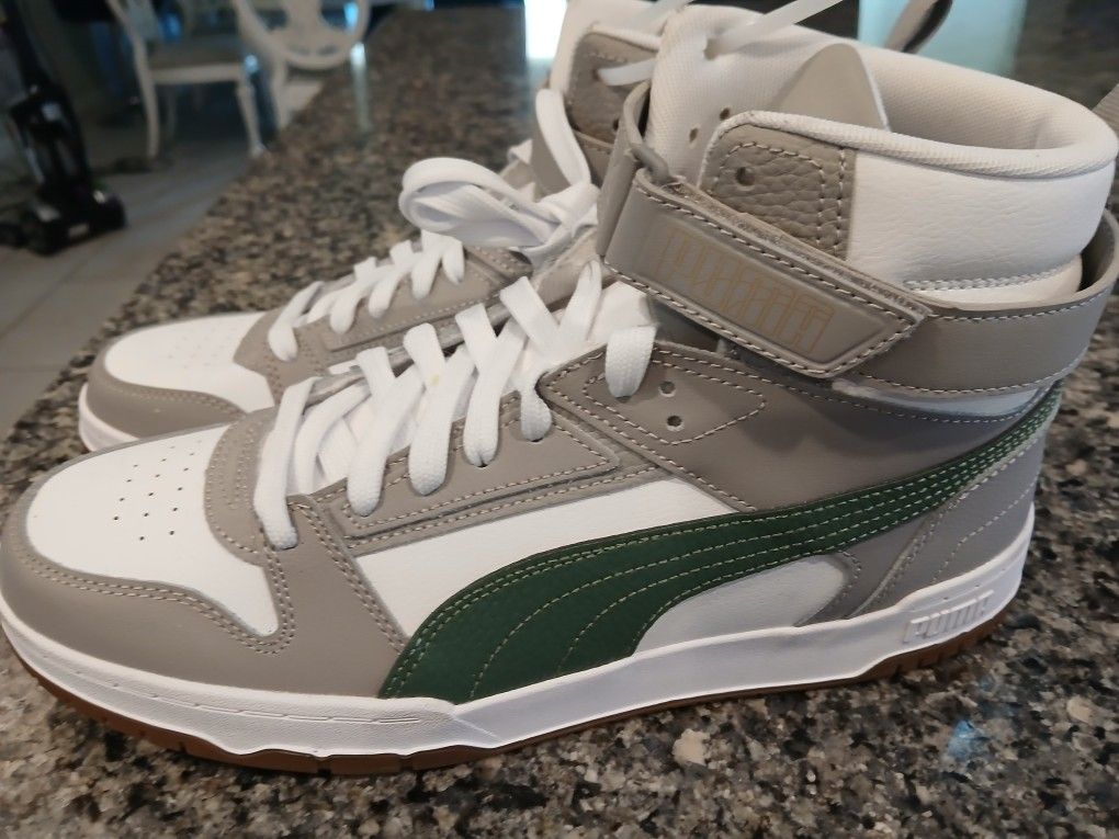 Green And White Pumas 