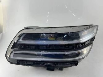 Genesis GV80  headlights