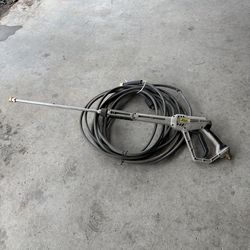 Pressure washer hose-gun