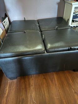 Free Storage ottoman