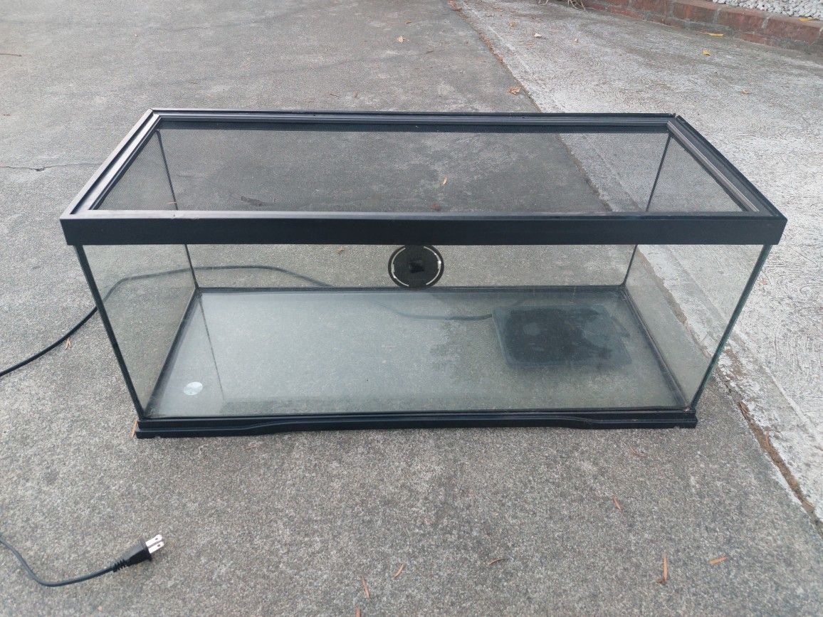 Fish Tank 30 Gallon