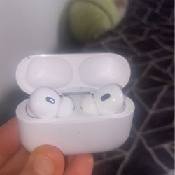 AirPods (2nd Generation)
