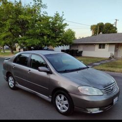 2004 Toyota Corolla