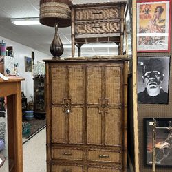 Dressers, Furniture, Glassware, Mid Century, Dragons, Antiques 