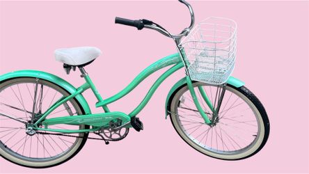 Beautiful Micardi 26” Beach Cruiser bike with basket