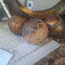 Bolas De Decorasion 2o Dolar Por Las 3