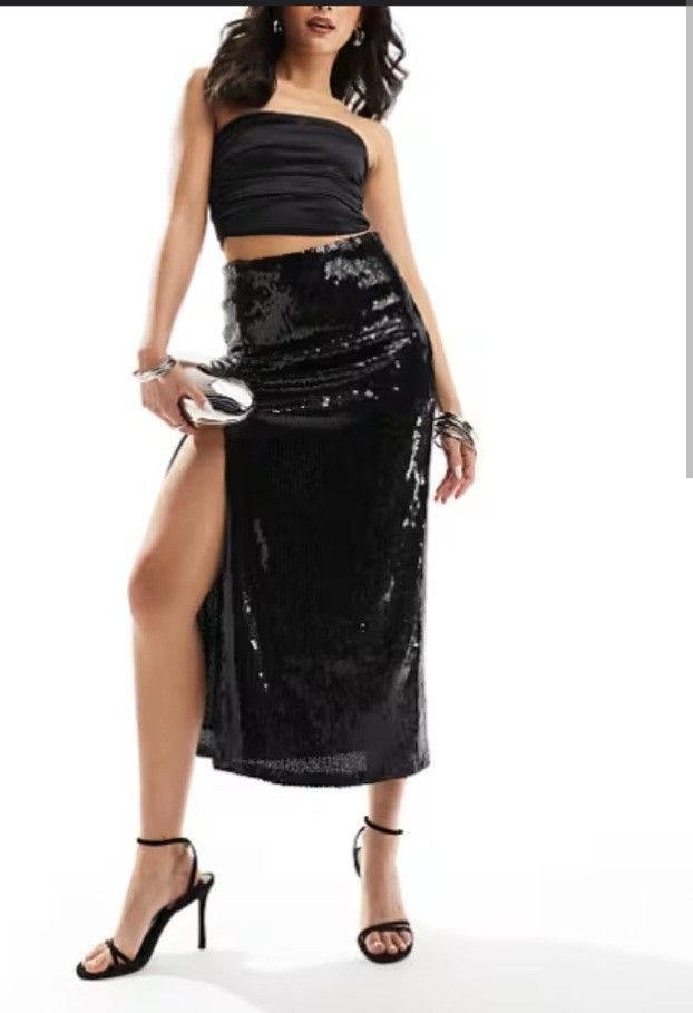 Medium Black Sequins Skirt