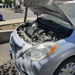 Selling 2014 Nissan Versa Sv 