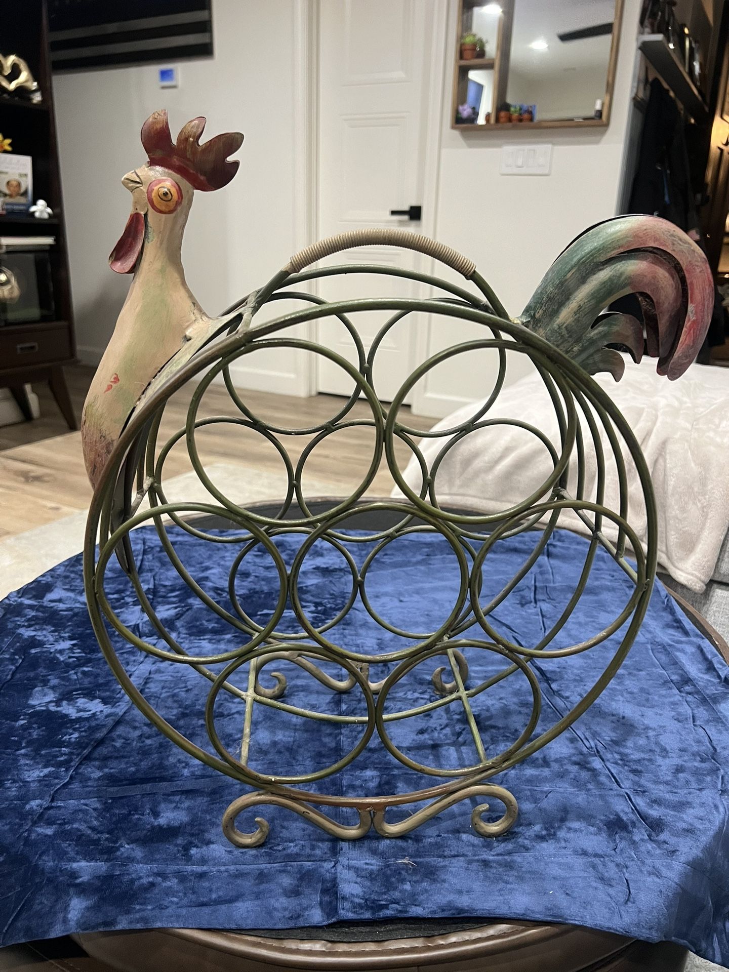Vintage Collectible Rooster Wine Rack metal 7 bottle stand French Country Style