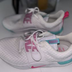 Women’s Nike Shoes 