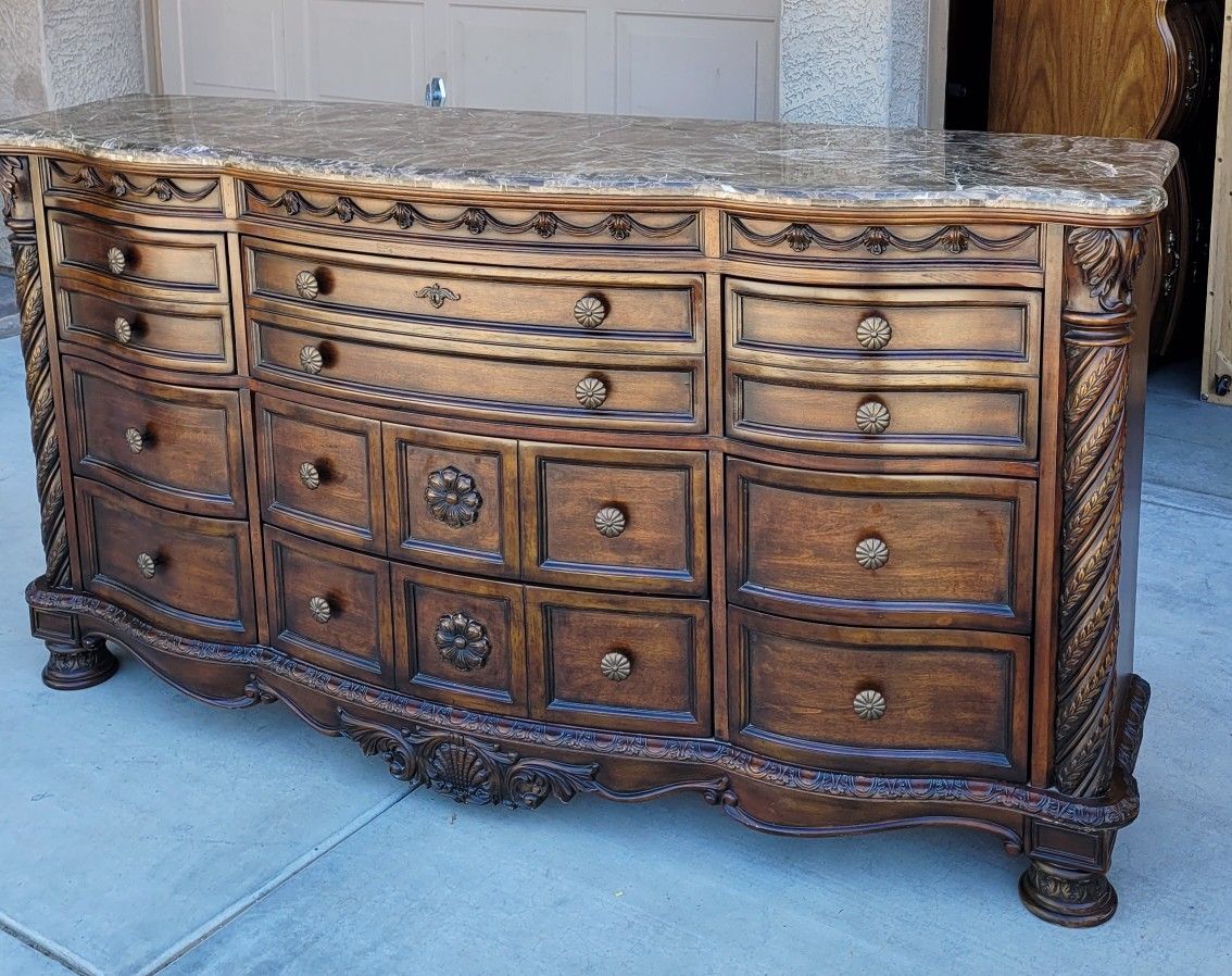 Ashley North Shore Dresser