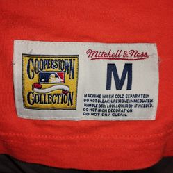 Super vintage Astros tank. Micheal and ness original in great shape. Early 90s to late 90s. I don't wanna sell it but I need money