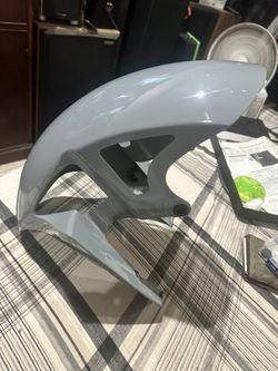 09-14 Yamaha R1 Front Fender Brand New