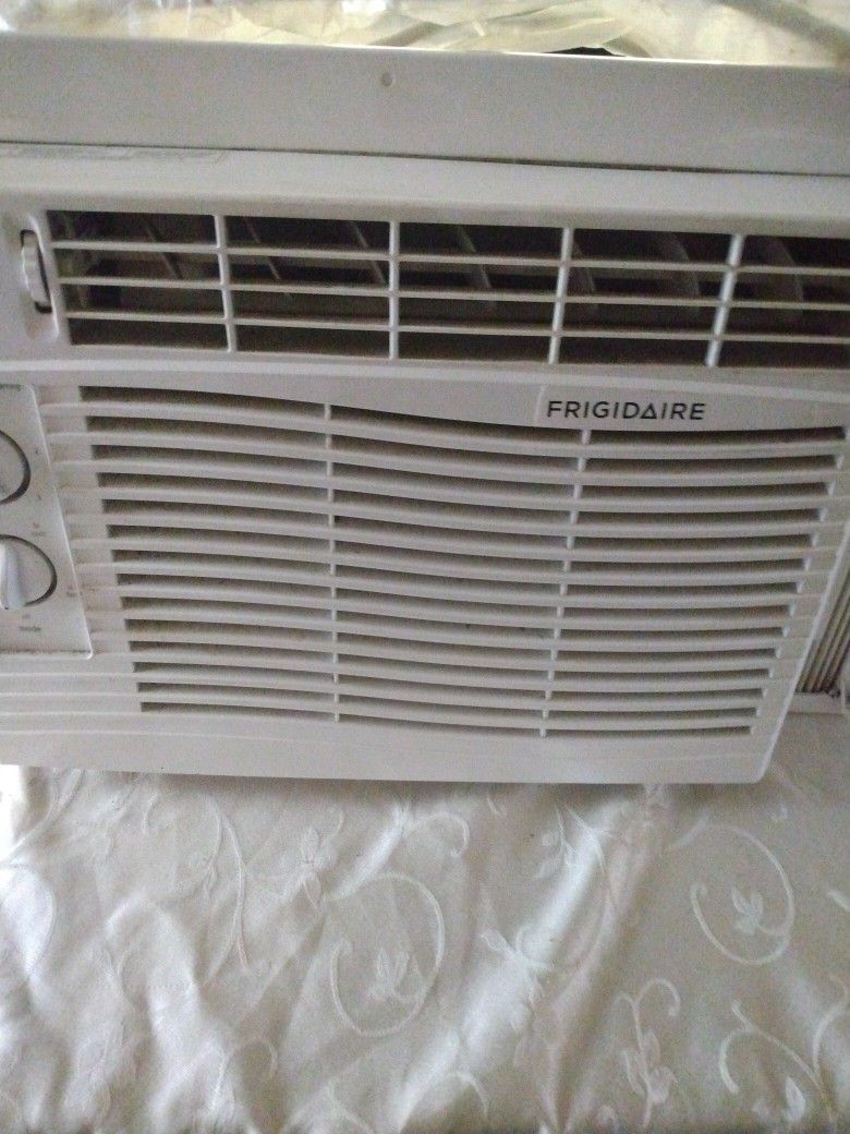 Frigidaire Window AC