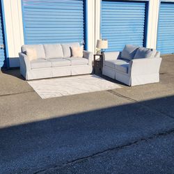 Sofa Loveseat Set Excellent Condition FREE DELIVERY