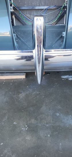 1930's Bumper Guard Center Piece 