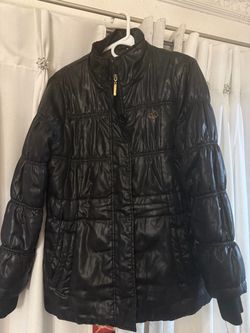 Almost new condition girls jacket black size L
