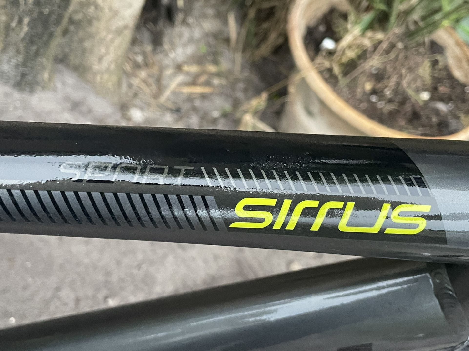 HYBRID SPECIALIZED SPORT SIRRUS  3-9 SPEED READY TO RIDE NEW TIRES  - TUNE UP DONE ✅