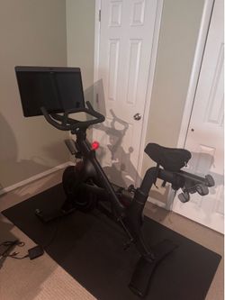 Peloton Bike+ Mat+ Seat Cushion -make an offer!
