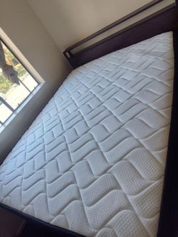 Queen Size bed
