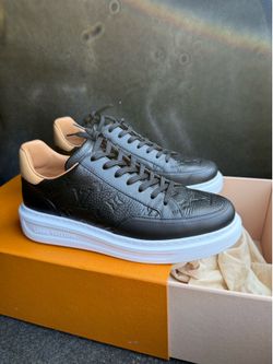 Louis Vuitton size 7.5 LV size US 8.5-9
