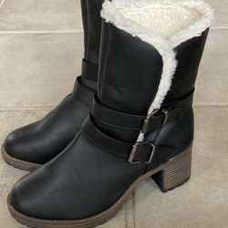 Winter Women’s Boots - Size 7 - New Never Worn - Available in Black and Brown
