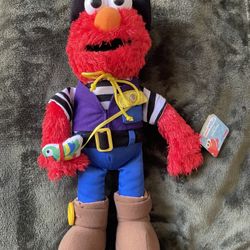 Elmo’s World Pirate Elmo With Parrot 