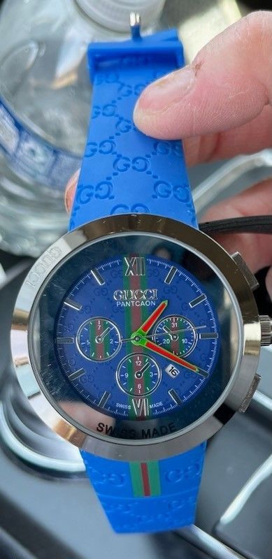 Gucci Luxury Blue and Silver Men's Watch