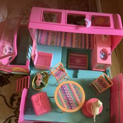 Barbie Van   Furniture And Accessories  