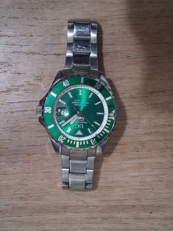UC Diver-Style Watch Green Dial