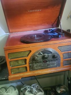 Crosley C66