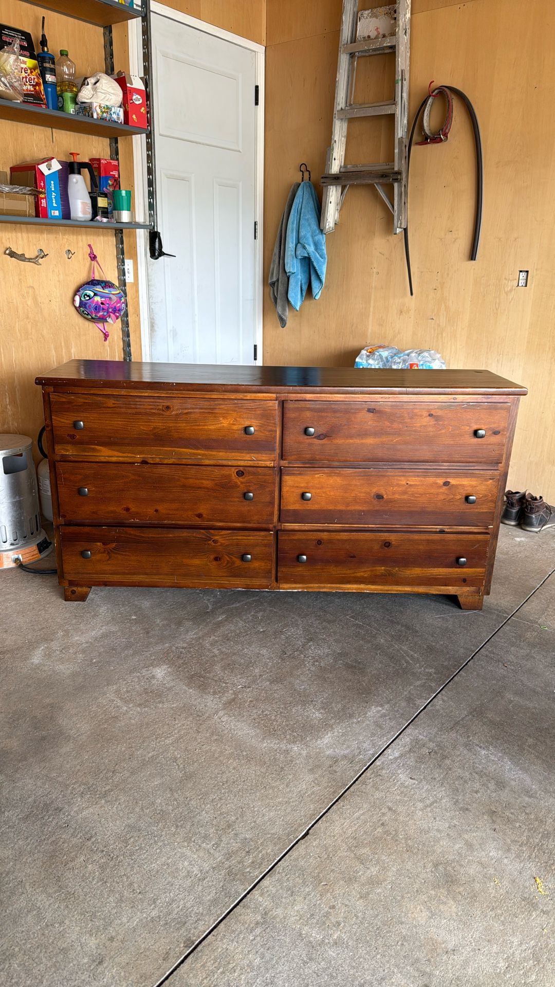 Dresser