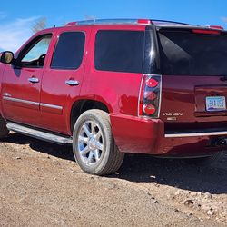 2011 GMC YukonDenali 