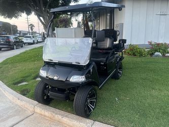 Evolution 4 passenger golf cart