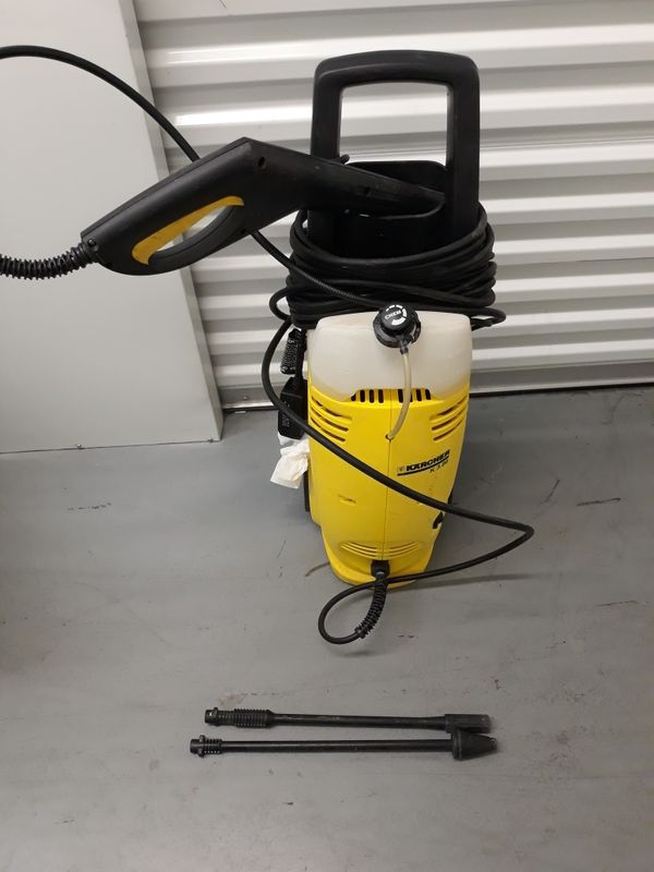 Karcher 1750 PSI Electric Power Washer Very Good Condition for Sale in