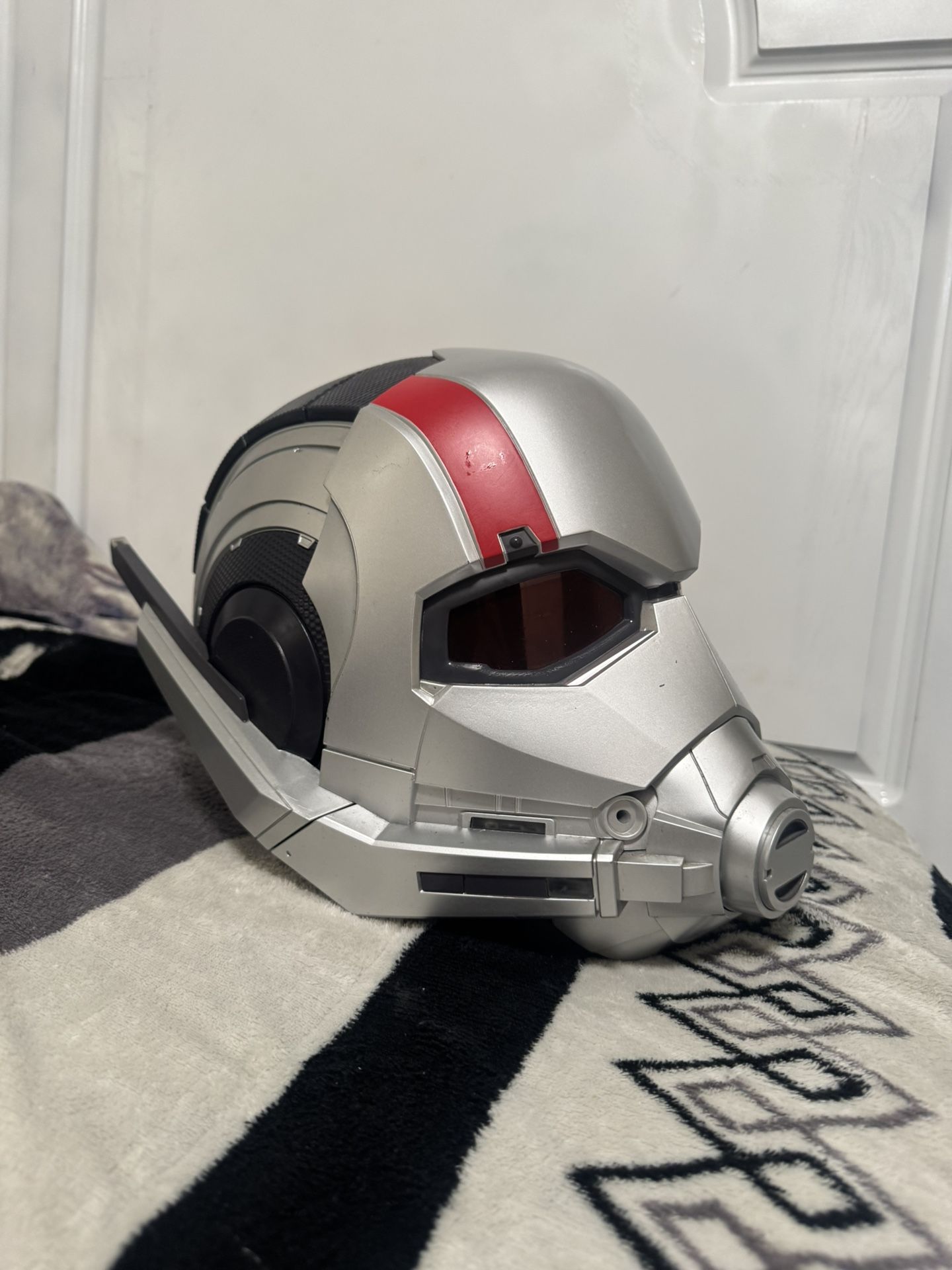 auto king iron man helmet mark 5 Marvel AutoKing Studio Mark V5 1/1 Scale Life-Size Wearable Helmet Iro   ClubHouse Statues