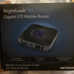Nighthawk M1 Gigabit LTE Mobile Router 