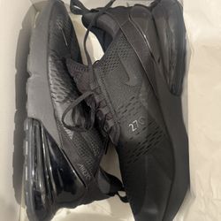 Air Max  270