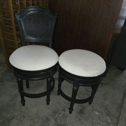 Chairs - Vintage 