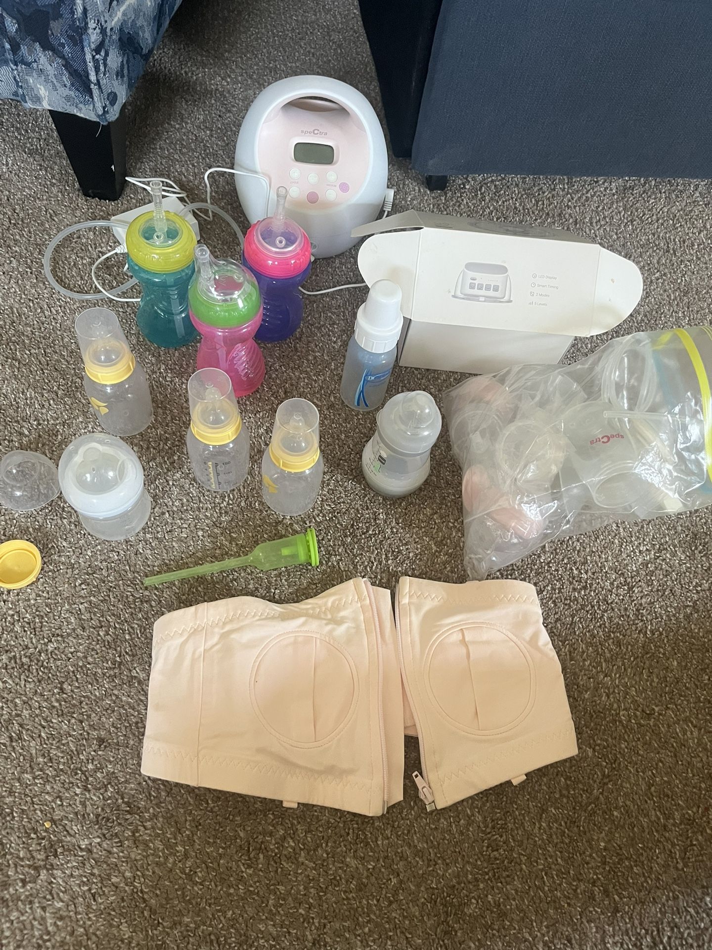 Bottles, 2 Breast Pumps, Bra For Pumping