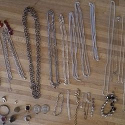 Jewelery Necklaces 