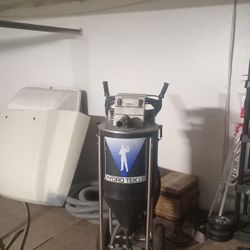 Hydrotek Reclaim Vacuum 