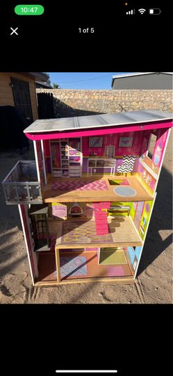4Ft Doll House