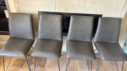 Dining Chairs (4)