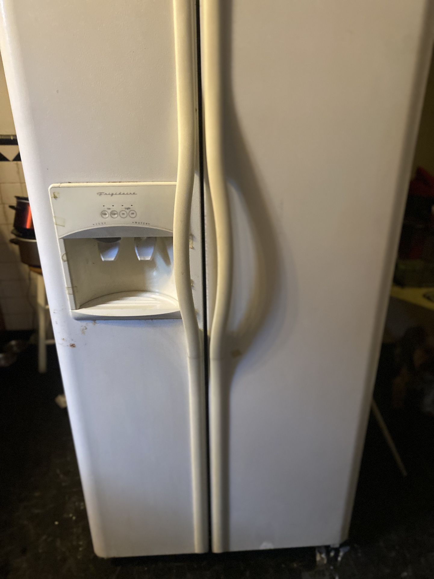 Whites Side-By-Side Refrigerator