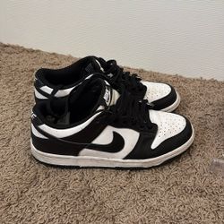 Nike Dunks 5.5 youth 7 women