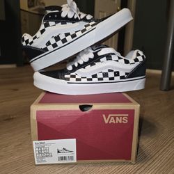 Vans New Size 7.5m 