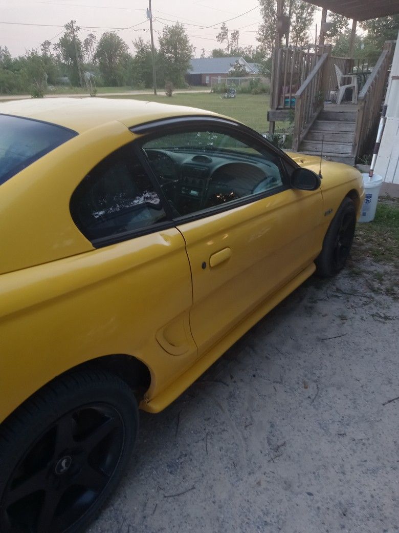 1994 Ford Mustang