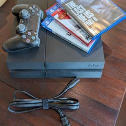 PlayStation 4 Game Console